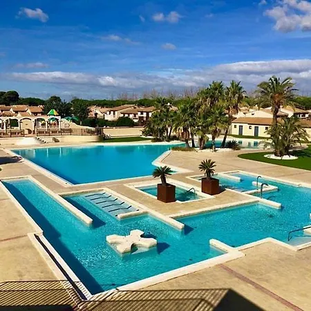 Ferienhaus Maison Confort 4 Ch 8p Domaine Prive Avec Piscines, Et A 10 Min A Pied