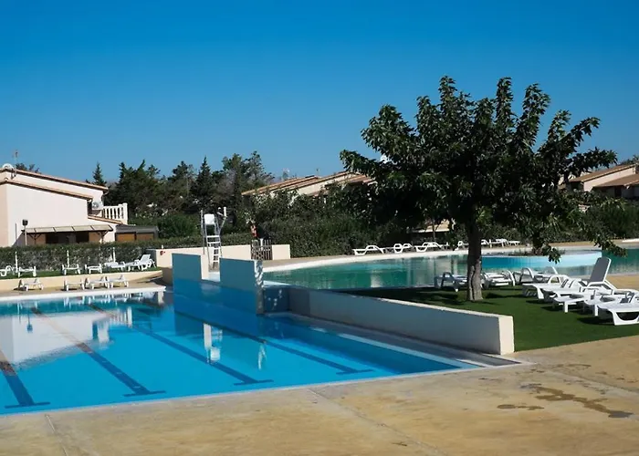 Maison Confort 4 Ch 8p Domaine Prive Avec Piscines, Et A 10 Min A Pied