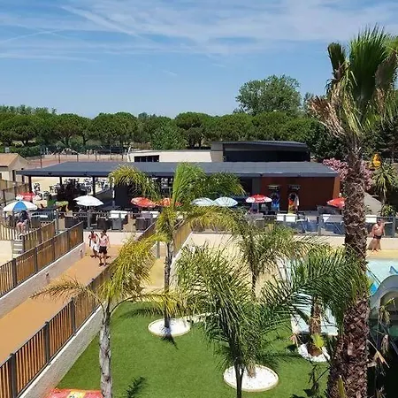 Tatil Evi Maison Confort 4 Ch 8p Domaine Prive Avec Piscines, Et A 10 Min A Pied