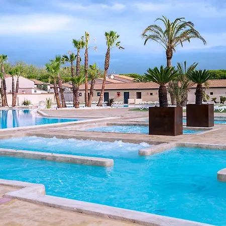 Maison Confort 4 Ch 8p Domaine Prive Avec Piscines, Et A 10 Min A Pied Ferienhaus *