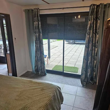 Maison Confort 4 Ch 8p Domaine Prive Avec Piscines, Et A 10 Min A Pied Holiday home Portiragnes