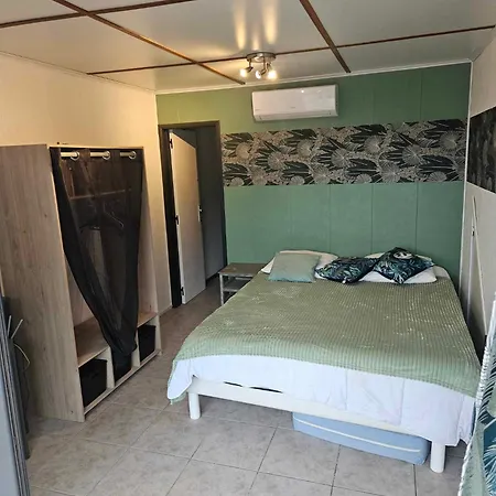 Maison Confort 4 Ch 8p Domaine Prive Avec Piscines, Et A 10 Min A Pied Holiday home