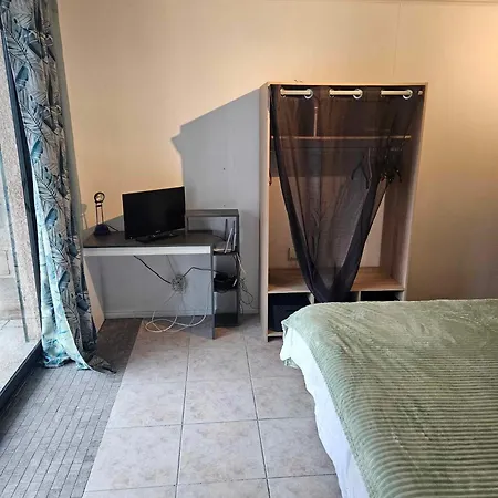 Holiday home Maison Confort 4 Ch 8p Domaine Prive Avec Piscines, Et A 10 Min A Pied *
