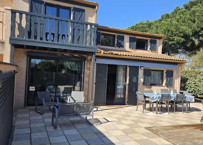Maison Confort 4 Ch 8p Domaine Prive Avec Piscines, Et A 10 Min A Pied Portiragnes